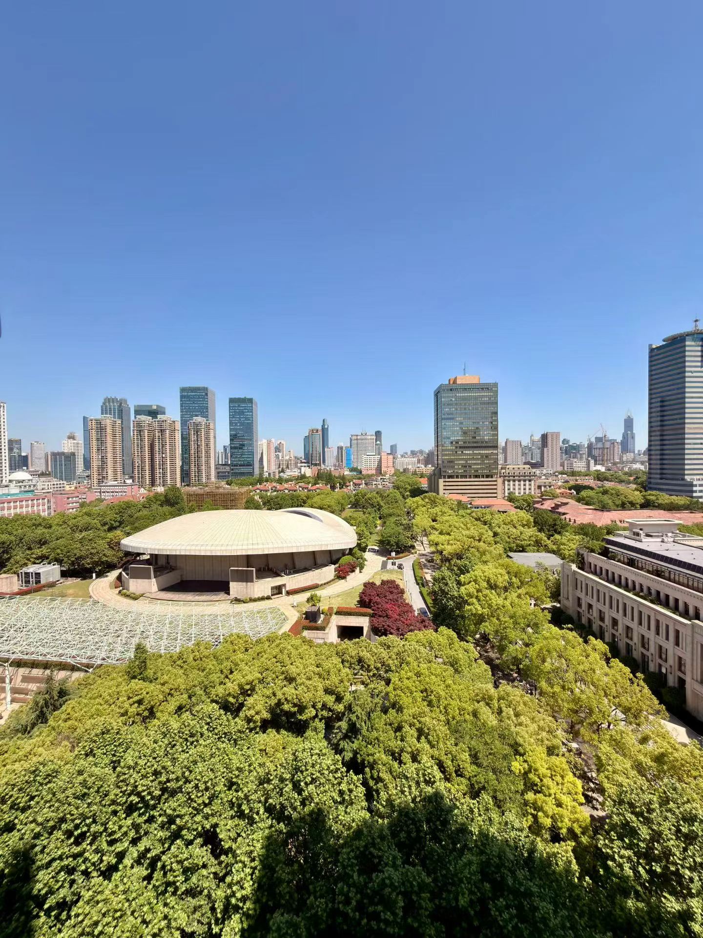 yongjia-road-apartment-ffc-4-bed-3-bath-floor-heating-shanghai-rentals (1) Large 4-bed, 3-bath flat near Shanghai Culture Square. 330 sqm, underfloor heating, central AC, fully furnished. 52,000 RMB/month.