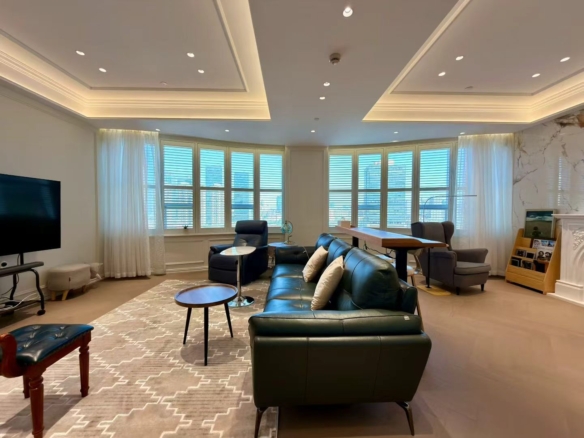 Large 4-bed, 3-bath flat near Shanghai Culture Square. 330 sqm, underfloor heating, central AC, fully furnished. 52,000 RMB/month.