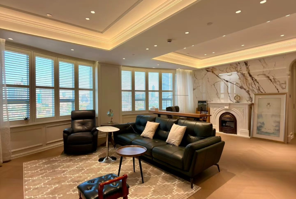 Large 4-bed, 3-bath flat near Shanghai Culture Square. 330 sqm, underfloor heating, central AC, fully furnished. 52,000 RMB/month.