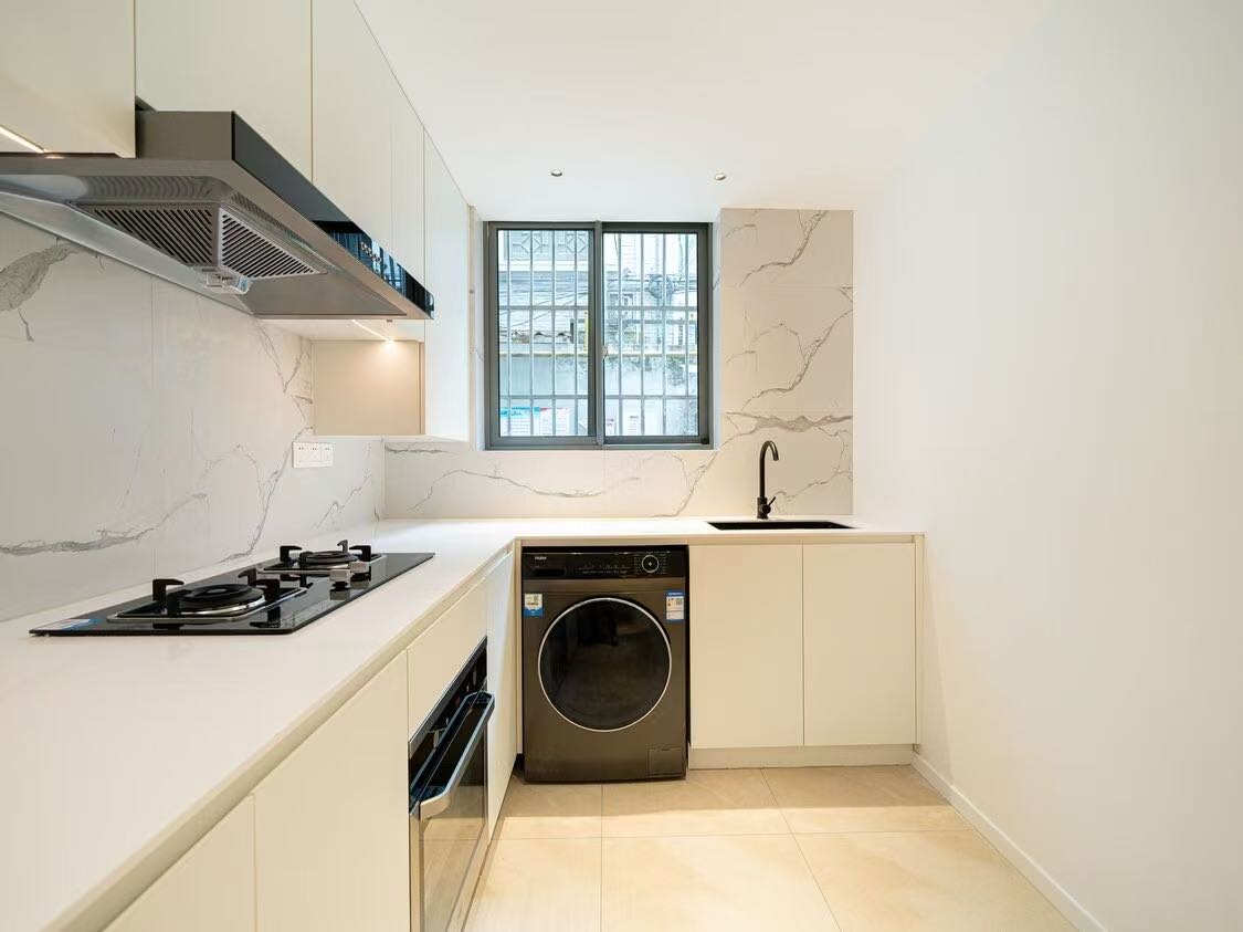 anting-road-lane-house-2-bed-1-bath-dishwasher-ffc-shanghai-rentals (9) 2-bed, 1-bath lane house on Anting Road. 63 sqm, central AC, dishwasher, full service package including cleaning and maintenance. 14,850 RMB/month.