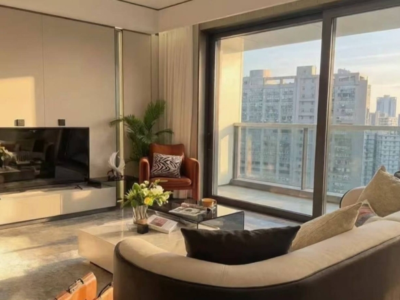 3-bed, 3-bath unit at Hong Yin Li in Old Jing'an. 147 sqm, underfloor heating, central AC, floor-to-ceiling windows, brand appliances. 35,000 RMB/month.