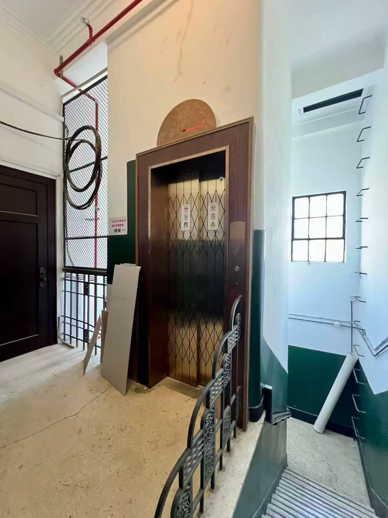 rui-hua-apartment-ffc-1-bed-1-bath-shanghai-rentals (1) 1-bed, 1-bath unit at Rui Hua Apartment on Changshu Road. 87 sqm, double south-facing, elevator, heritage building (1928), city views. 11,000 RMB/month.