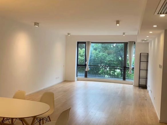 3-bed, 2-bath unit at The Summit in the Former French Concession. 145 sqm, central AC, underfloor heating, balcony. 29,800 RMB/month.