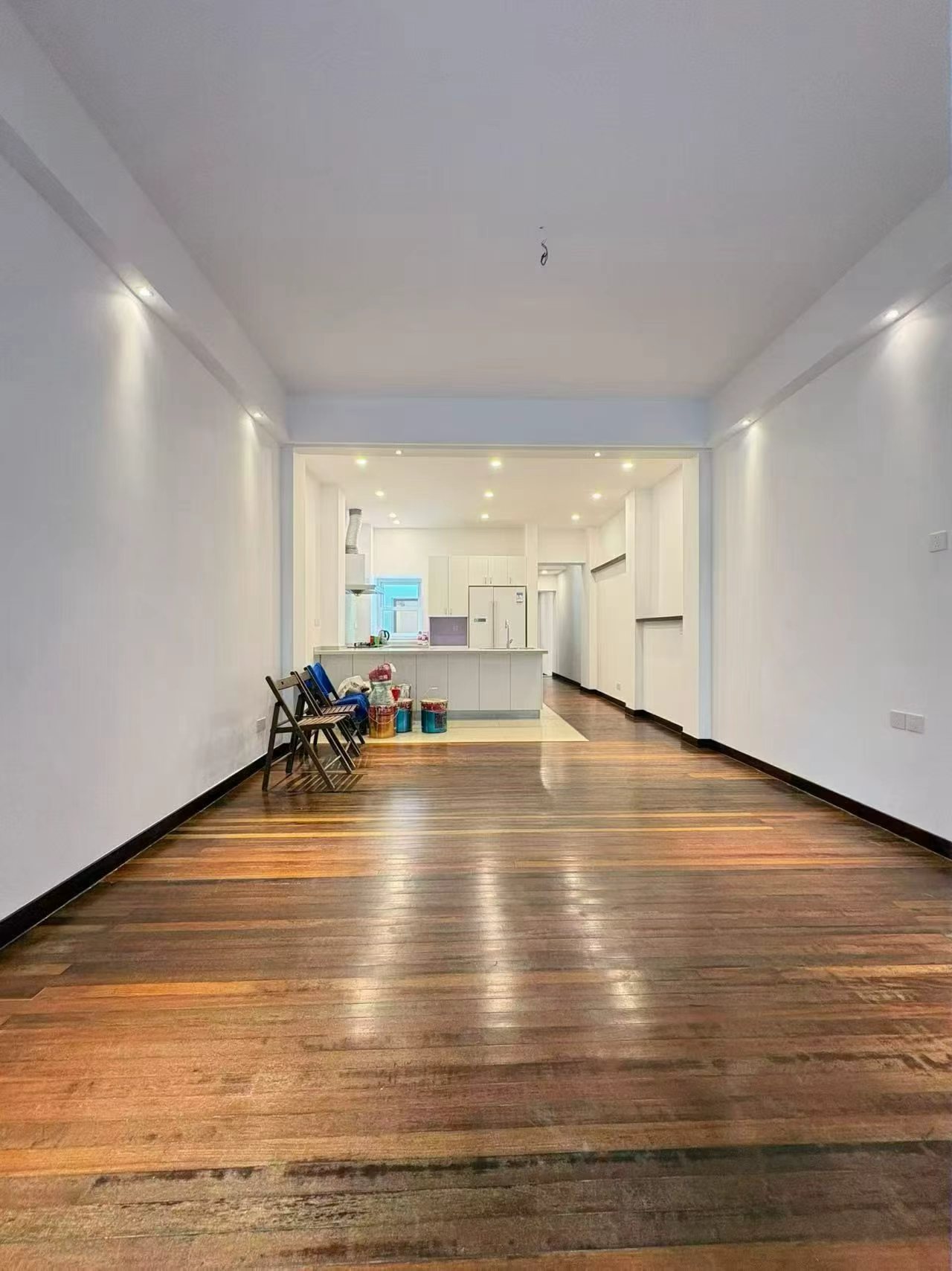 ffc-lane-house-4-bed-3-bath-shanghai-rentals (3) Whole 3-storey lane house for rent on Tianping Road, Xuhui. 200 sqm, 4 bedrooms, 3 bathrooms, 20 sqm garden and two terraces. Hengfu historic area. 38,000 RMB/month.