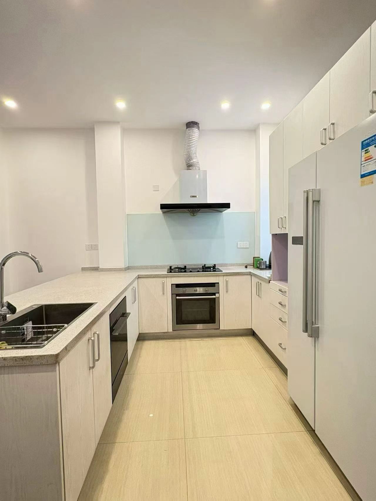 ffc-lane-house-4-bed-3-bath-shanghai-rentals (6) Whole 3-storey lane house for rent on Tianping Road, Xuhui. 200 sqm, 4 bedrooms, 3 bathrooms, 20 sqm garden and two terraces. Hengfu historic area. 38,000 RMB/month.