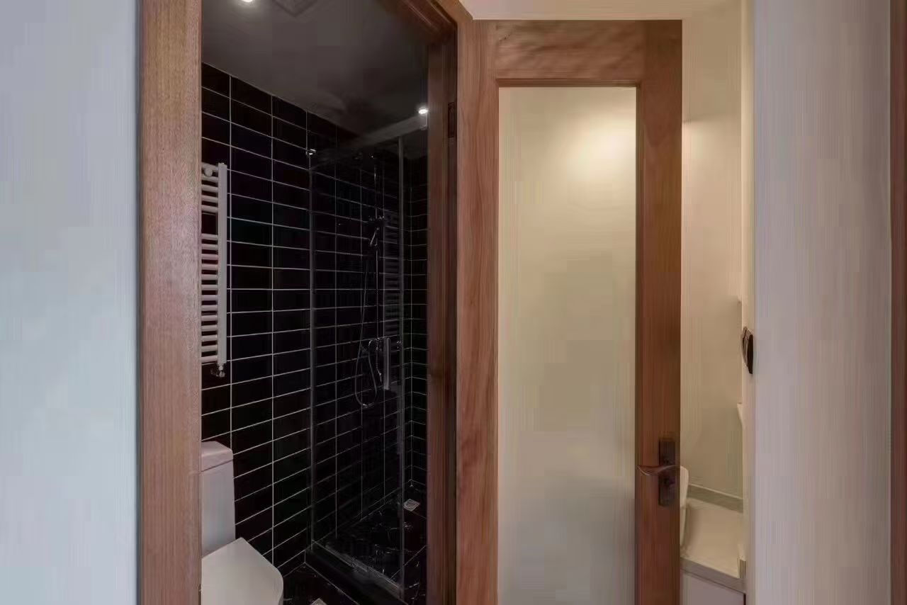 huaihai-road-heritage-apartment-2-bed-2-bath-heating-ffc-shanghai-rentals (1) 2-bed, 2-bath unit on Huaihai Middle Road near Changshu Road. 120 sqm, 10 sqm balcony, underfloor heating, central AC. Steps from Lines 1, 7, and 10. 13,500 RMB/month.