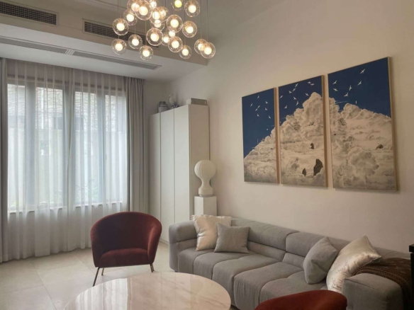 Entire 4-bed garden house at Huaihai Villa, opposite the Wukang Building. 250 sqm, private garden, terrace, Daikin AC, underfloor and wall heating. Residential only. 49,000 RMB/month.