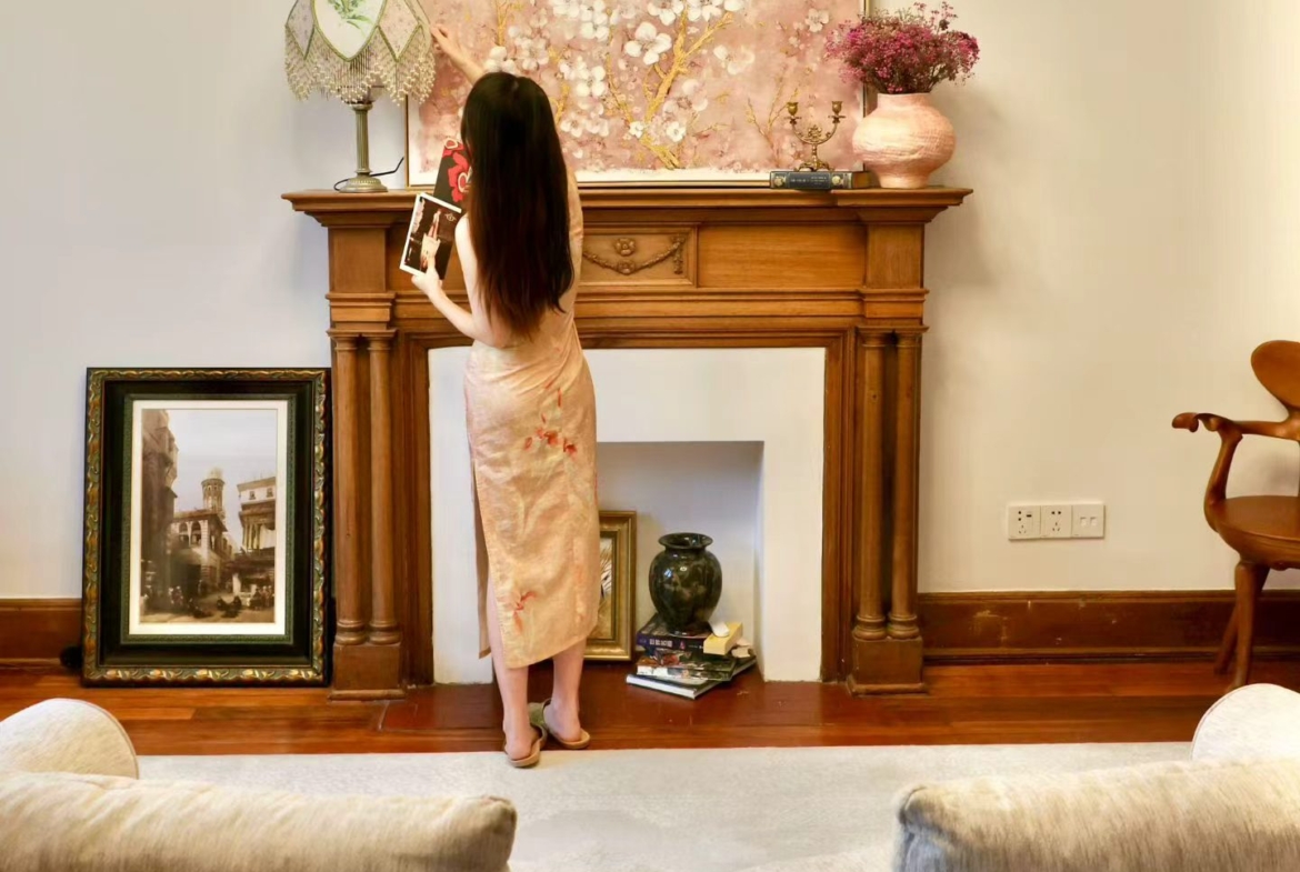 Rare south-facing 1-bed at the Wukang Building. 90 sqm, balcony facing the Soong Ching-ling residence, original fireplace and teak floors, central AC. 28,000 RMB/month.