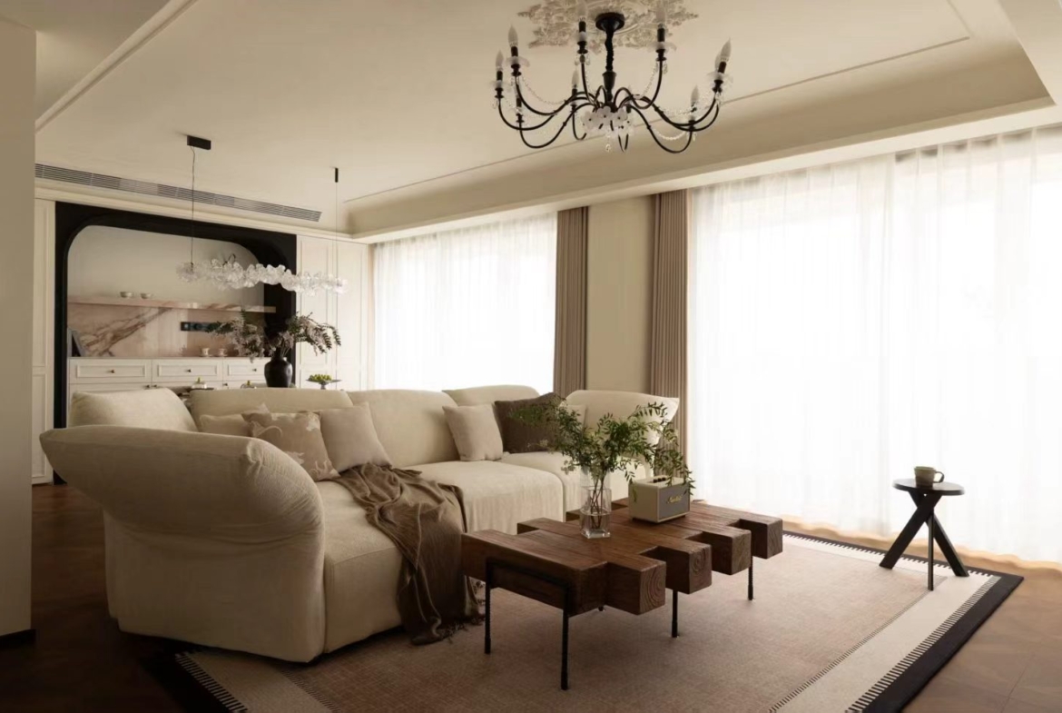 Rare top-floor triplex at Zhenyang Apartment, Jing'an. 450 sqm, 4 beds, 5 baths, 60 sqm terrace, city views, Daikin AC, Siemens appliances. 65,000 RMB/month.
